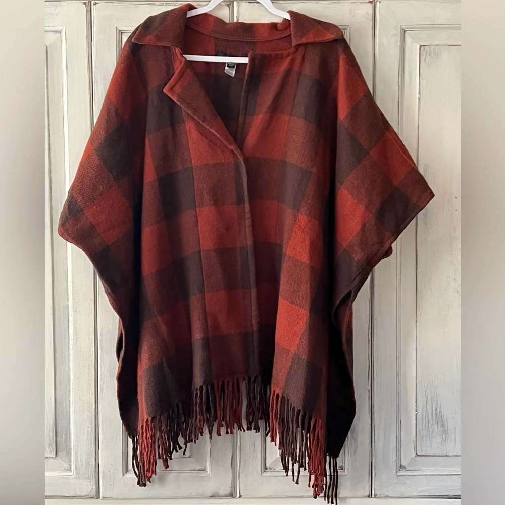 🟤MARC NEW YORK Oversized Plaid Fringe Poncho in Brick Red/Charcoal ONE SIZE - Picture 1 of 7